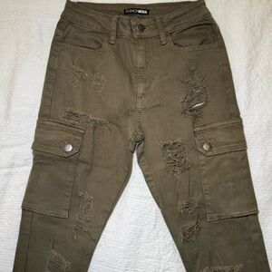 Fashion Nova women’s jeans